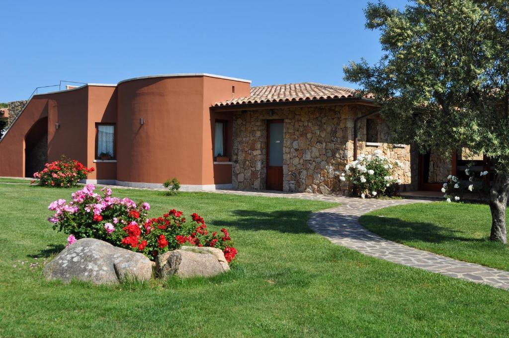Cala Paradiso Residence San Teodoro  Exterior photo